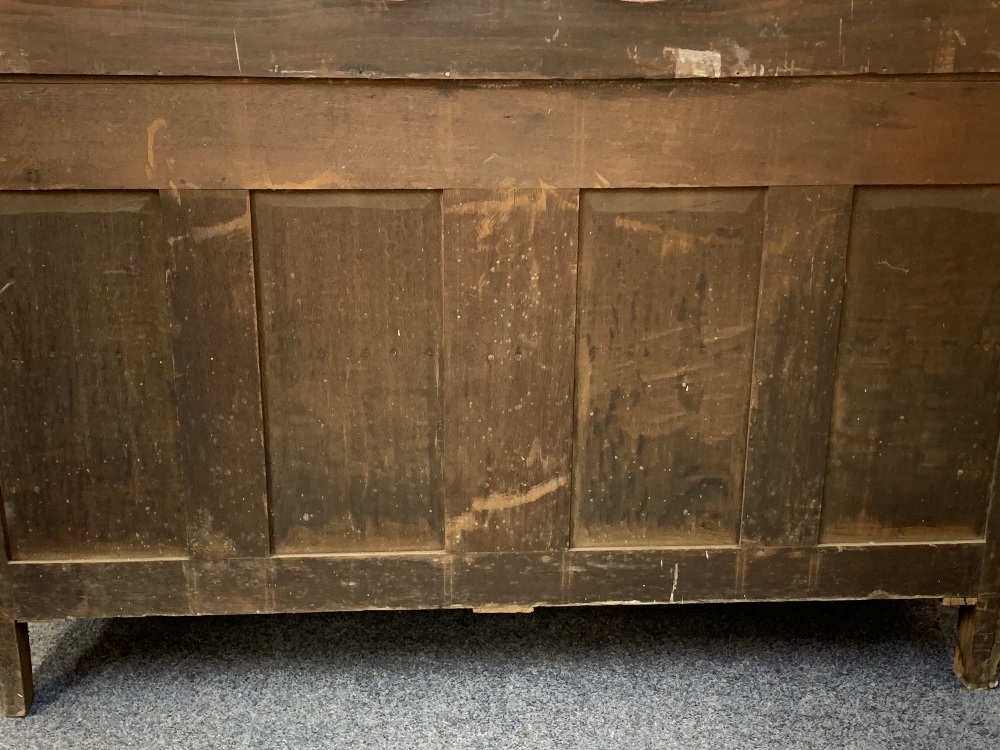 GEORGE III MAHOGANY LANCASHIRE MULE CHEST having a shaped railback to the top and lift-up lid to - Image 9 of 9