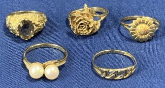 9CT GOLD ASSORTED DRESS RINGS (5) - 15grms