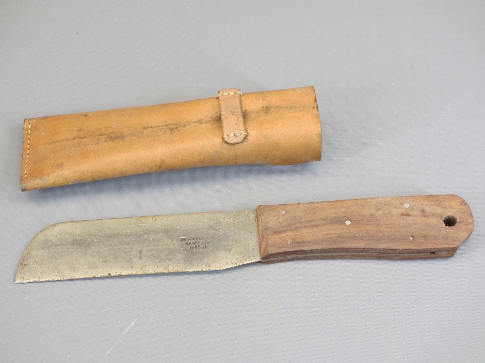SIEBE GORMAN & CO DIVER'S KNIVES (2) and other bladed knives, along with a Japanese stainless - Image 3 of 4