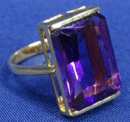 LARGE RECTANGULAR AMETHYST SET 18CT GOLD RING - stamped '750', 7.8grms, 18 x 12mm the amethyst, size