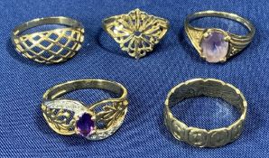 9CT GOLD ASSORTED DRESS RINGS (5) - 11grms