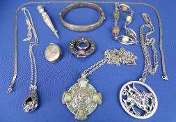 SILVER & WHITE METAL CELTIC & OTHER ITEMS - a parcel, 87grms