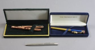 PENS - an assortment to include a Franklin Mint 'King Tutankhamun' collector fountain pen with