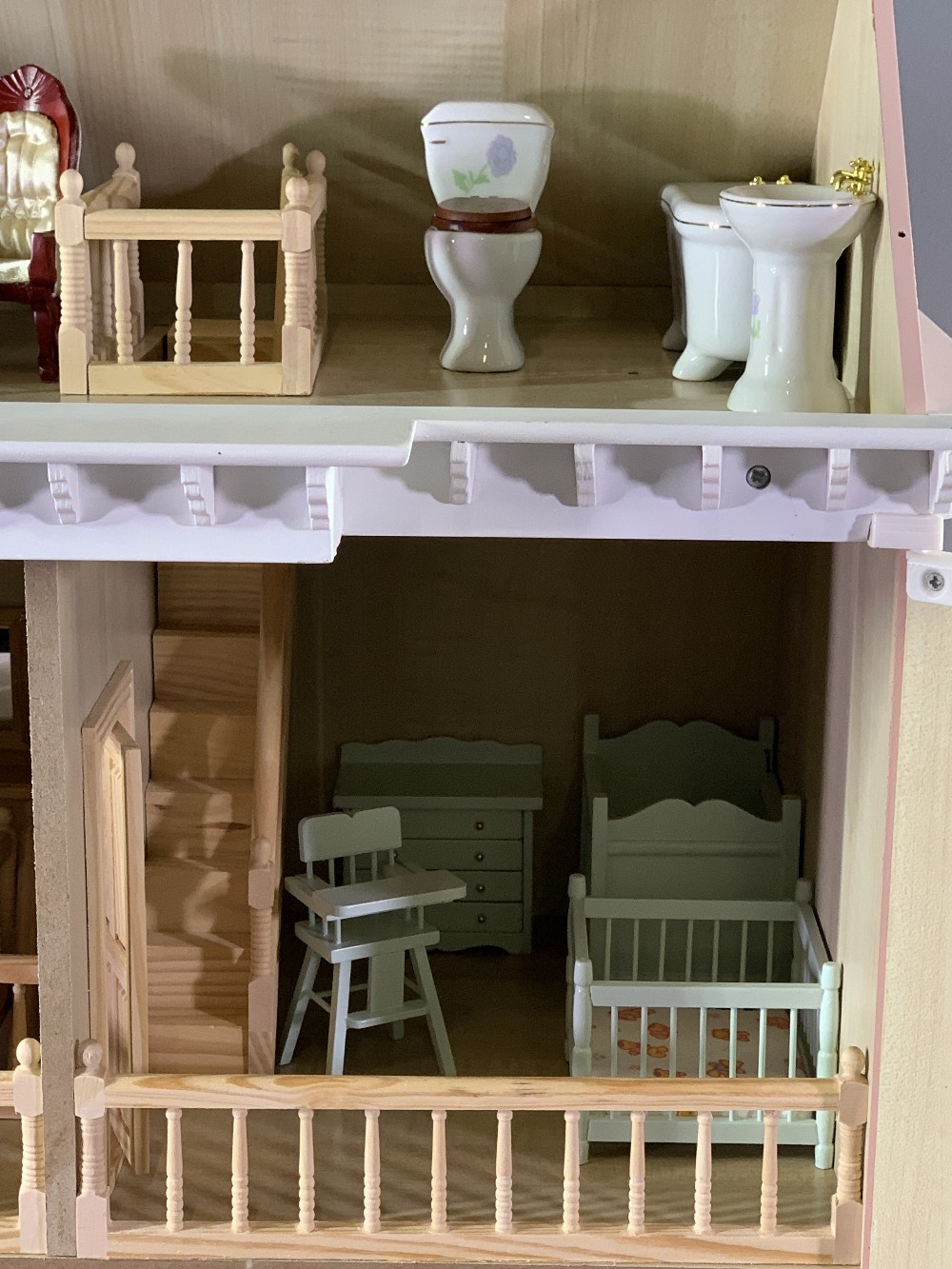 VICTORIAN STYLE DOLL'S HOUSE with furniture contents, 69cms H, 56cms W, 40cms D - Image 7 of 10