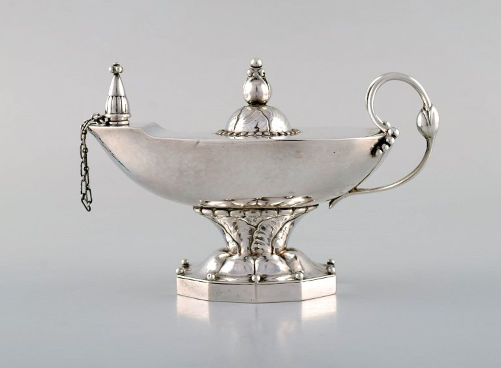 Georg Jensen Öllampe. Silber. 1933-44. Ca. 14cm. KOSTENLOSER VERSAND INNERHALB DEUTSCHLANDS!