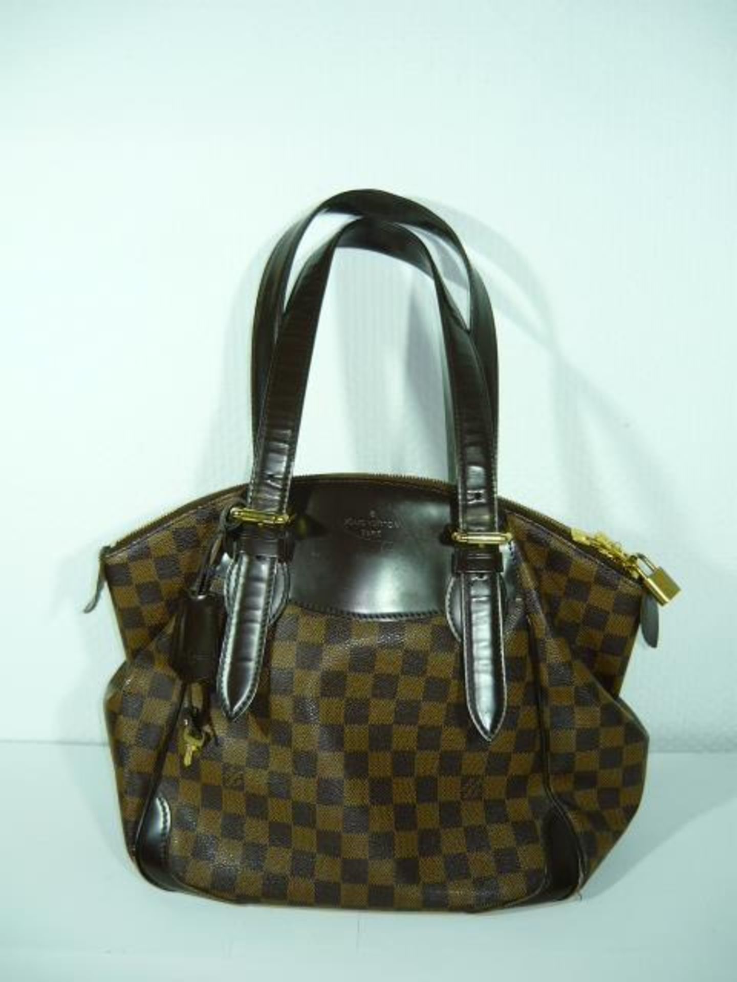 LOUIS VUITTON. Handtasche Verona Damier Ebene MM. Gebraucht, berieben aber in gutem Zustand. RV