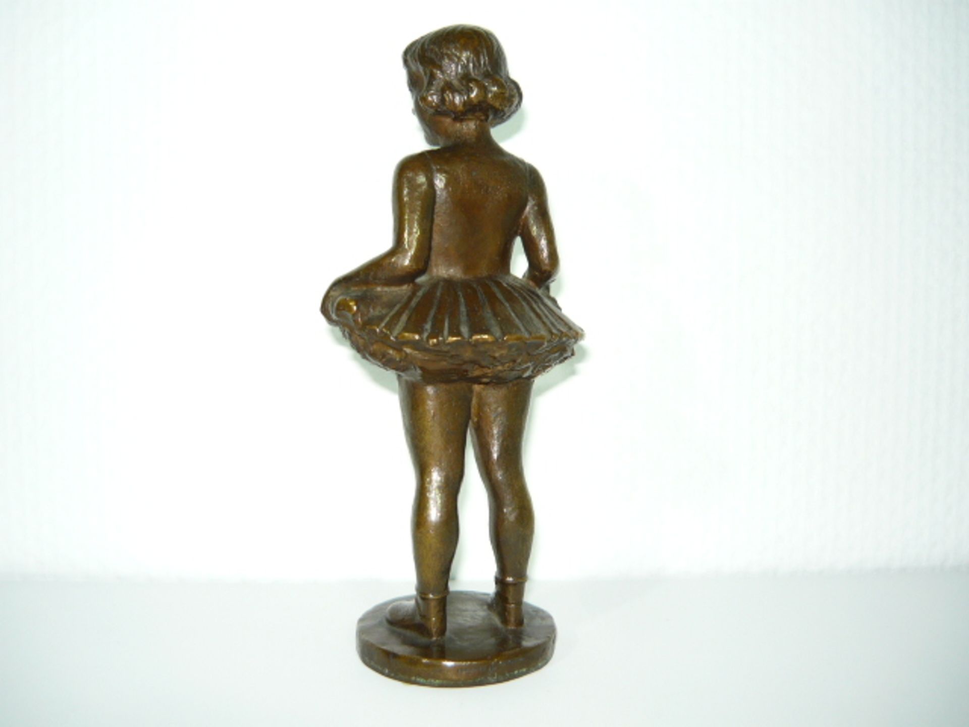 Evan Jensen. Kleine Ballerina. Bronze. In der Plinthe bez. H. ca. 20cm. KOSTENLOSER VERSAND - Bild 2 aus 2