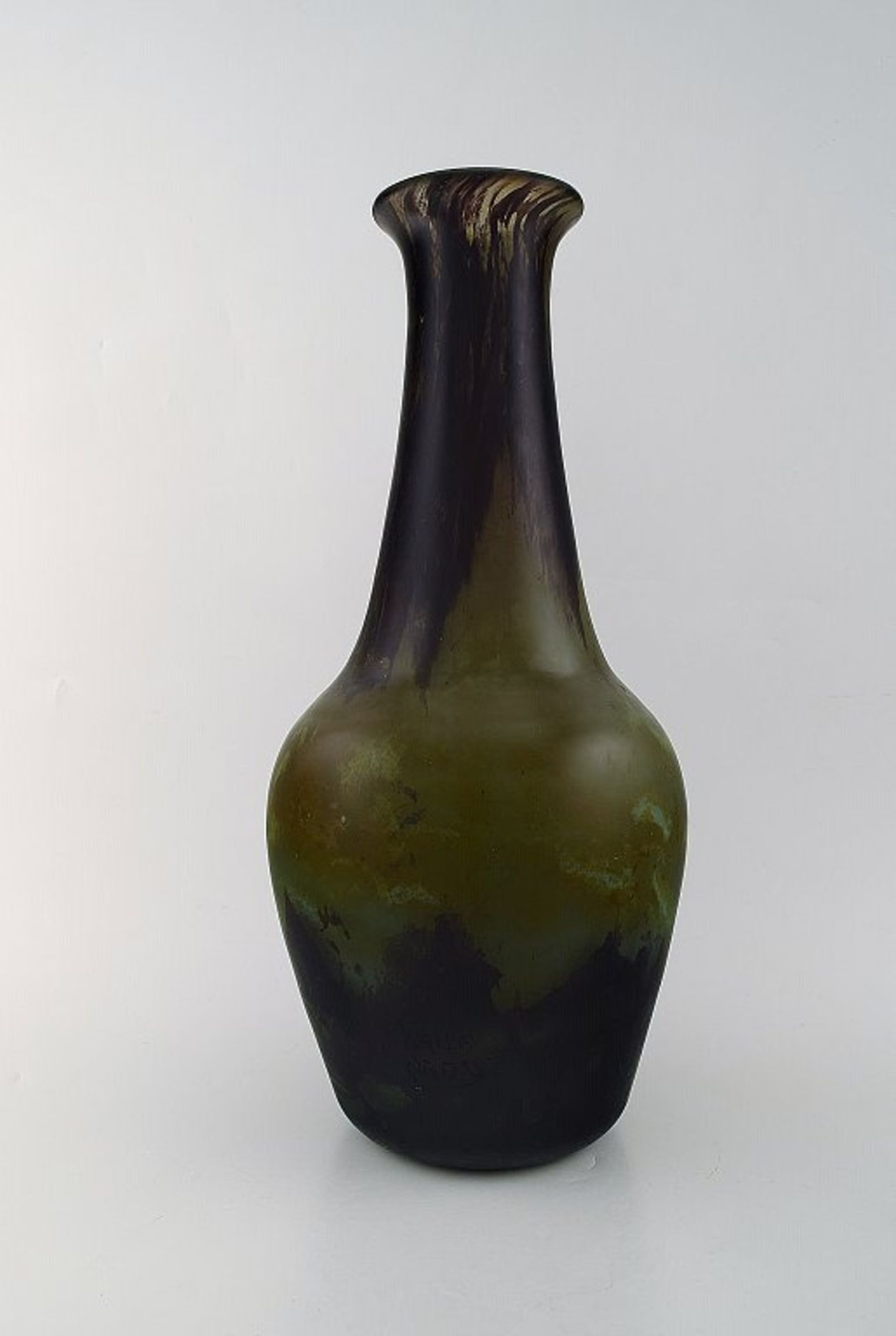 Daum Nancy. Große Vase um 1930/40cm. . H. ca. 44cm. .