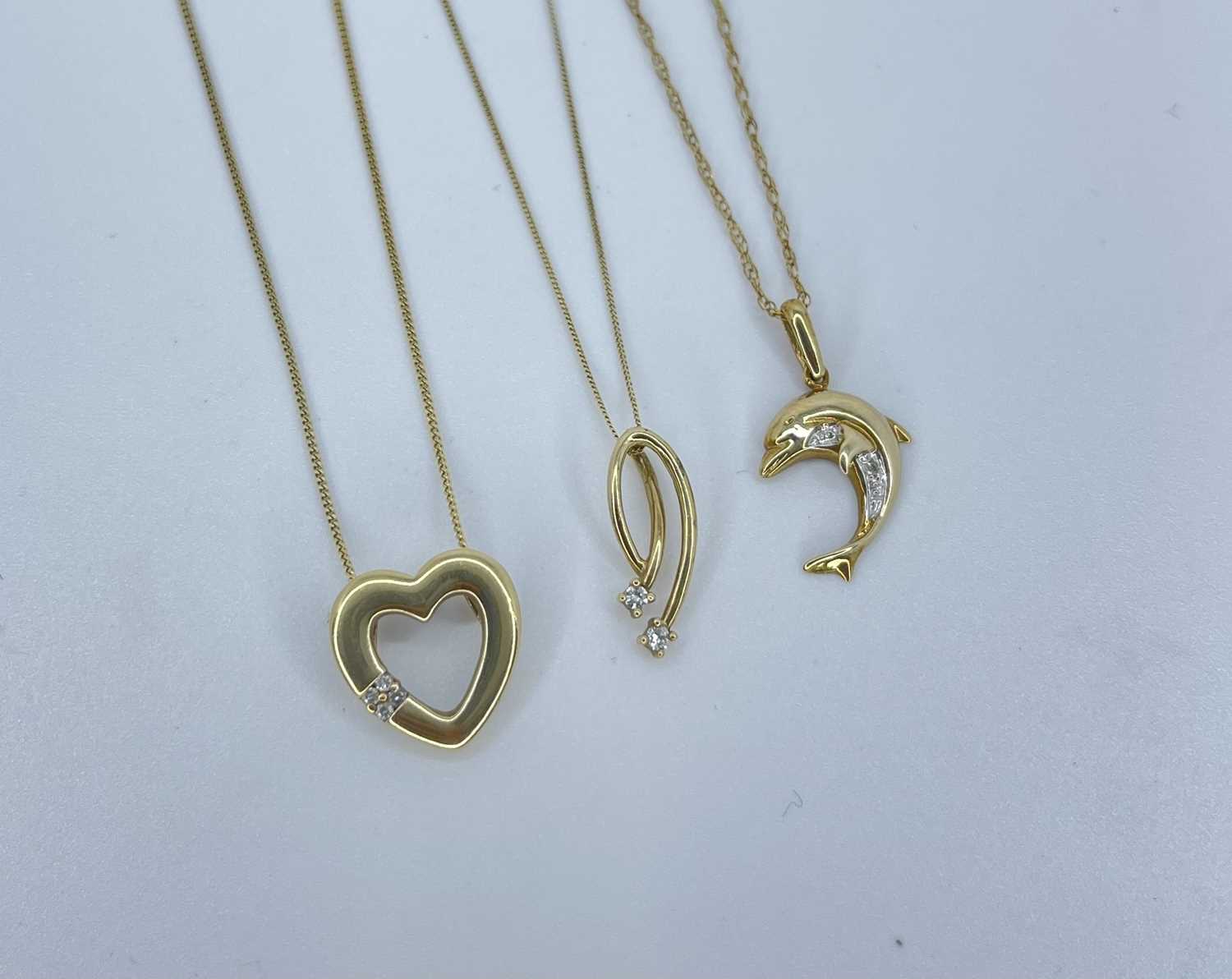 3x 9ct Gold And Diamond Necklaces ( 5.2 grams )