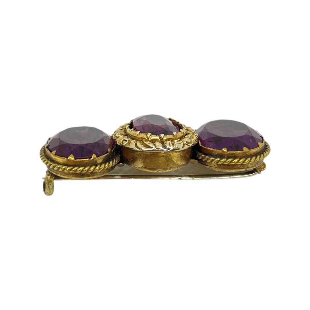 Vintage Yellow Metal and Amethyst Brooch - Image 3 of 3