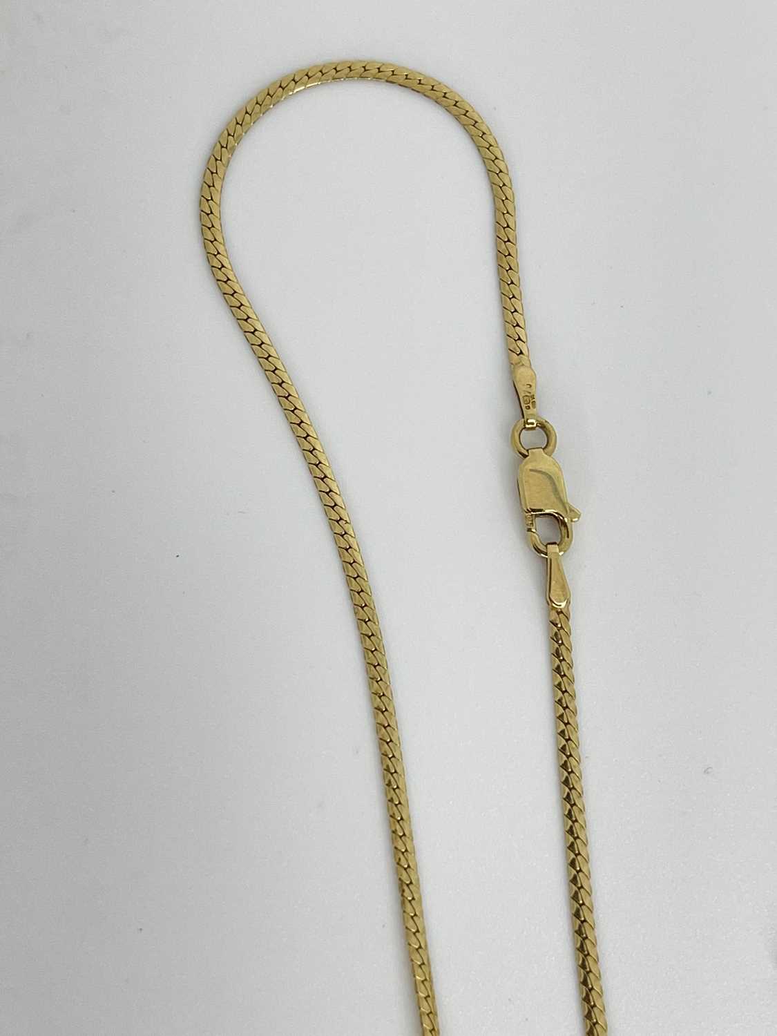 Two 9ct Gold Necklaces ( 9.2 grams ) - Image 3 of 4