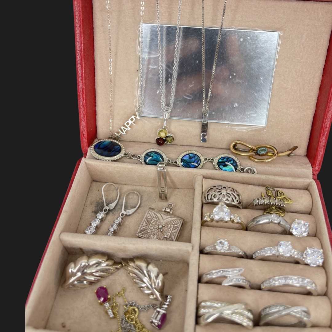Box Of Mixed Lot Of Silver And Gems Jewellery ( 70.2 grams ) - Image 5 of 5