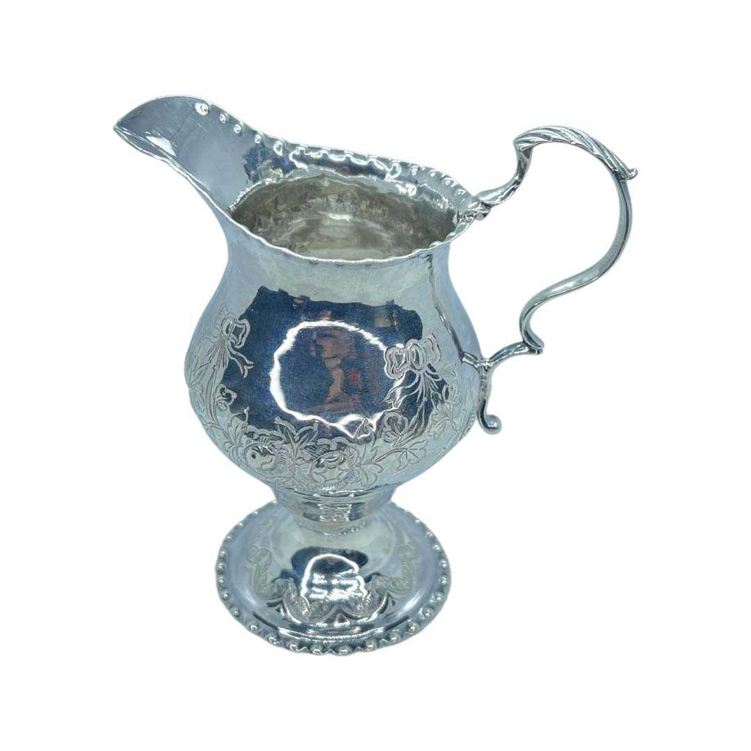 A Small Georgian Silver Cream Jug. Nathaniel Appleton and Ann Smith, London 1780, 66 g.