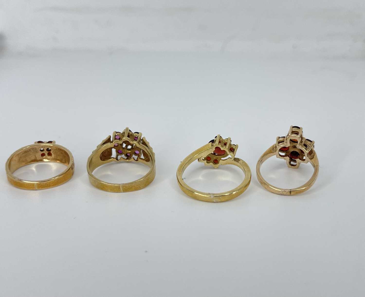 Mixed Lot Of four 9ct Gold Rings, Ruby, Diamond And Garnets ( 11.5 grams ) - Image 2 of 3