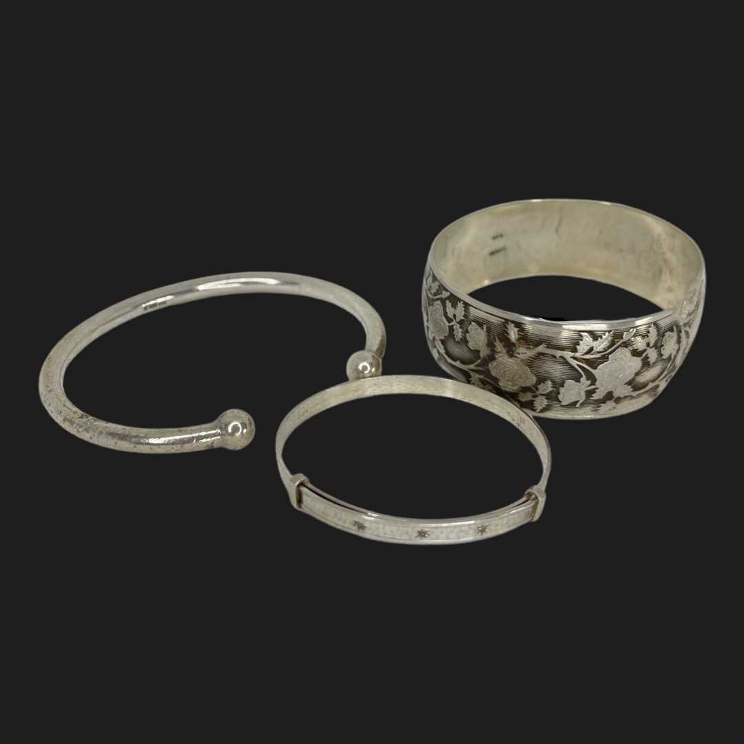 Mixed Lot Of Silver Bangles To Include A Diamond Baby Bangle ( 134 grams ) - Image 2 of 3