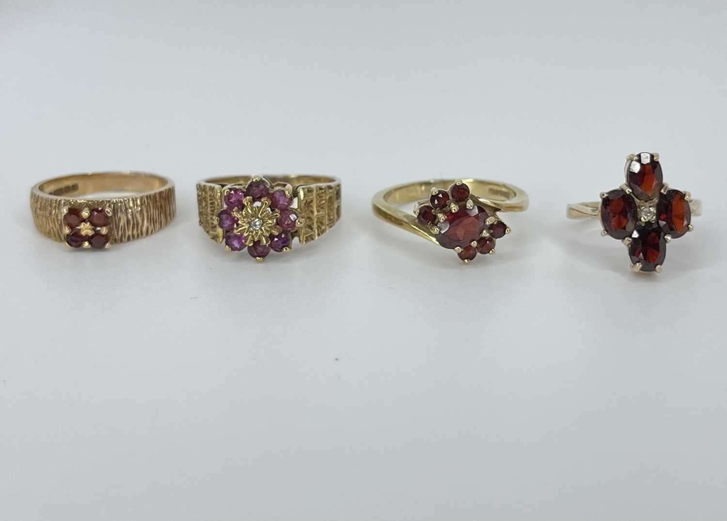 Mixed Lot Of four 9ct Gold Rings, Ruby, Diamond And Garnets ( 11.5 grams )