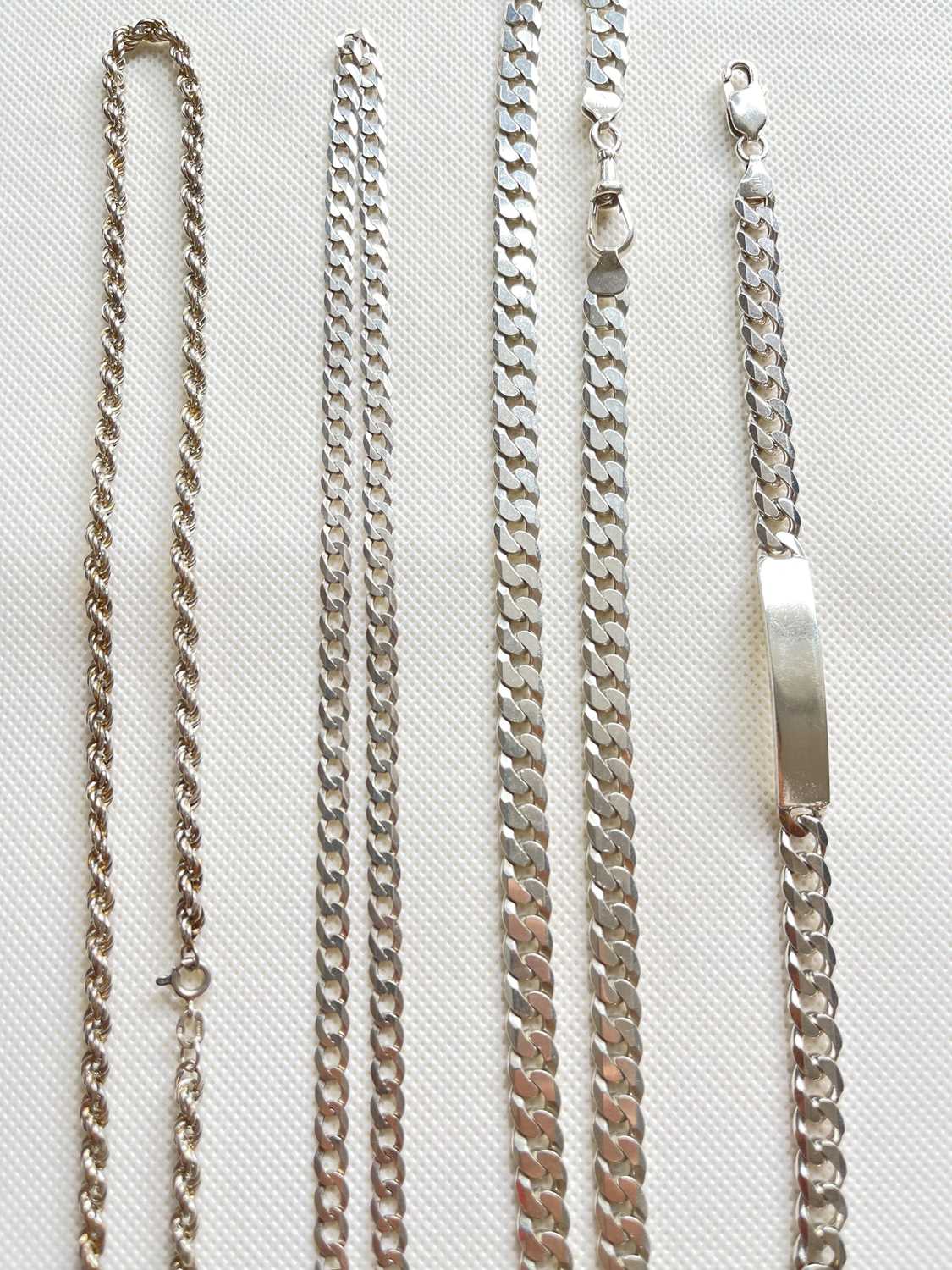 Mixed Lot Of Chains And A Curb Chain ID Bracelet ( 85 grams ) - Image 2 of 3