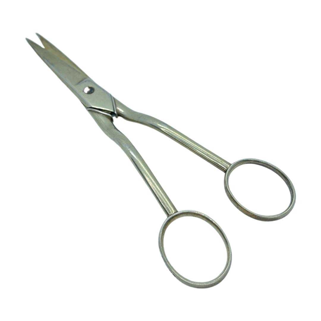 A Pair of Silver Linen Scissors. London 1884, Holland Son & Slater. 71 g - Image 2 of 3