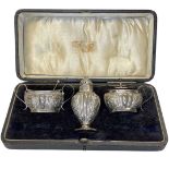 Cased Silver 3 Piece Cruet Set. 102 g. J.Blankensee and Co., Birmingham 1902