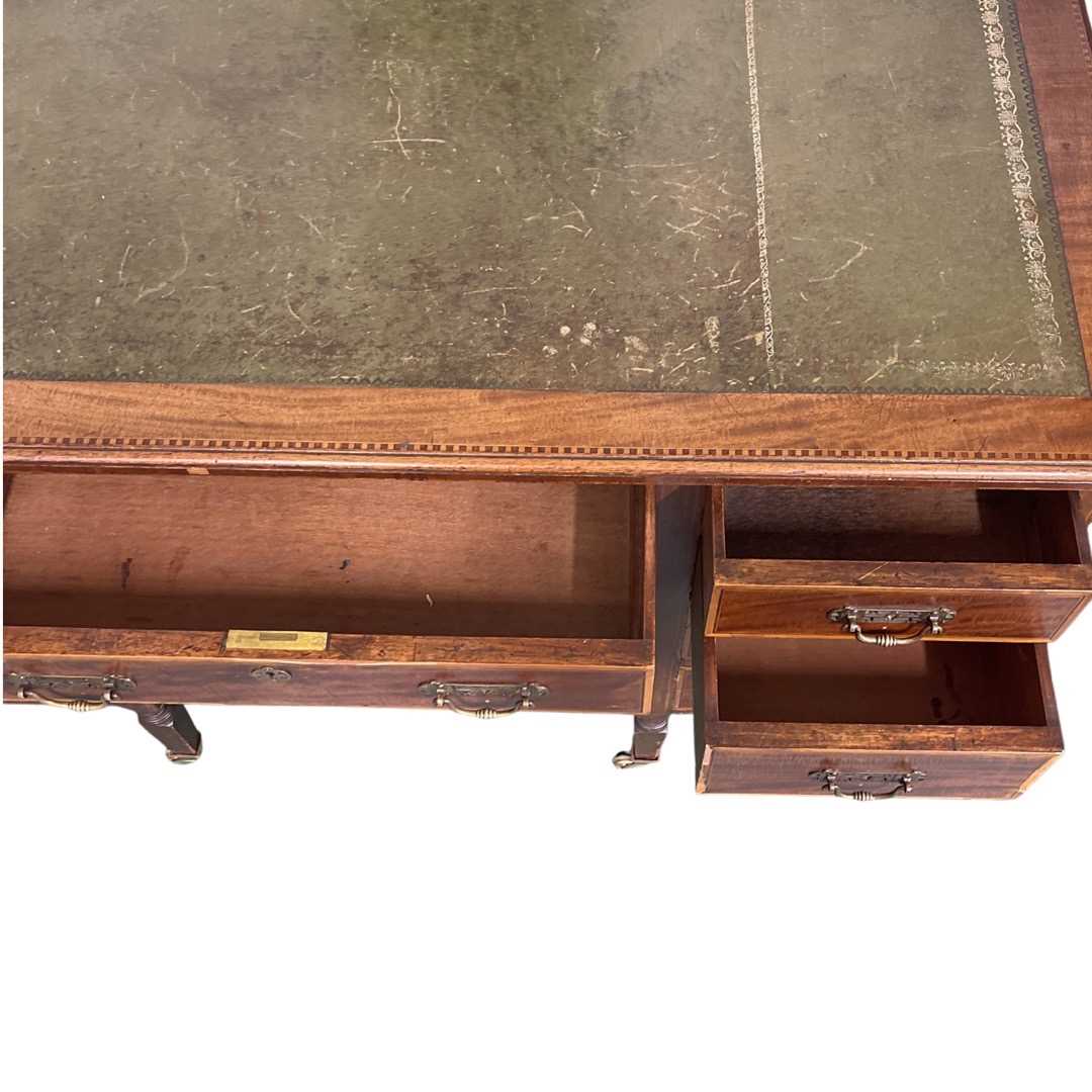 Early 20th Century Mahogany and Crossbanded Twin Pedastal Desk - Image 2 of 2