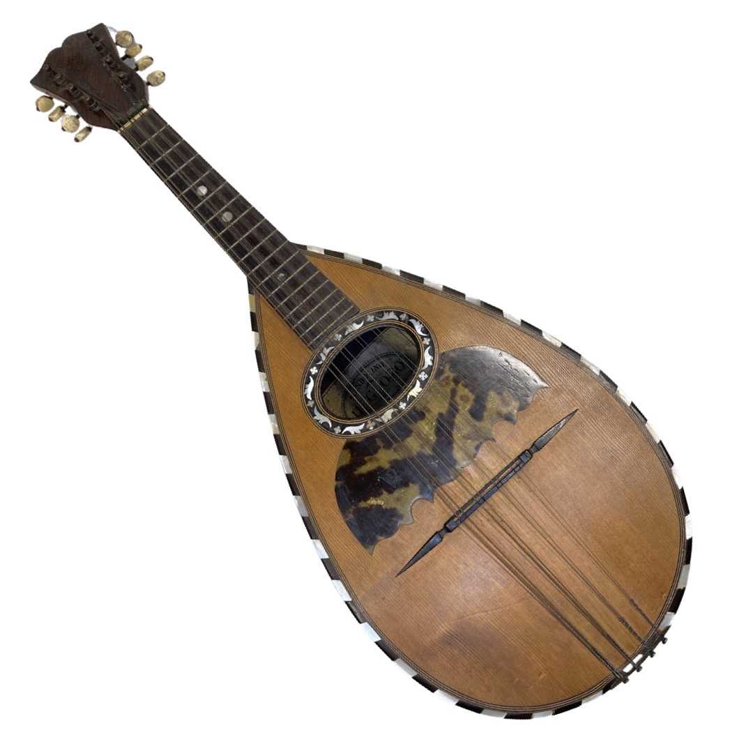 Globo Mandolin