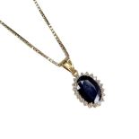 18ct gold Sapphire And Diamond Pendant (8g)