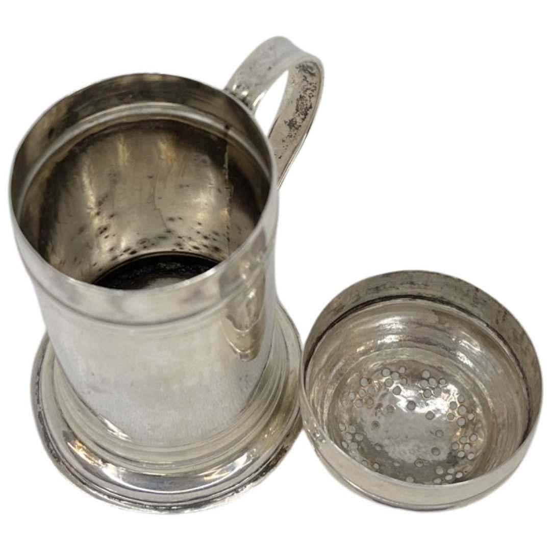 Georgian Silver Kitchen Pepper. 81 g. Dinah Gamon, London 1776 - Image 3 of 5