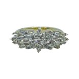 18ct Gold Diamond Ring (9g)