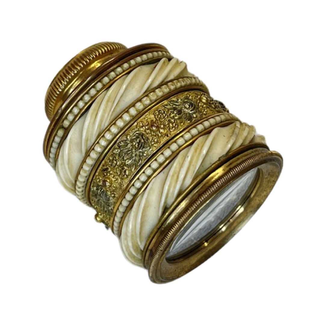 A late 19th century French gilt brass and Ivory 3 drawer opera monocular. - Image 3 of 3