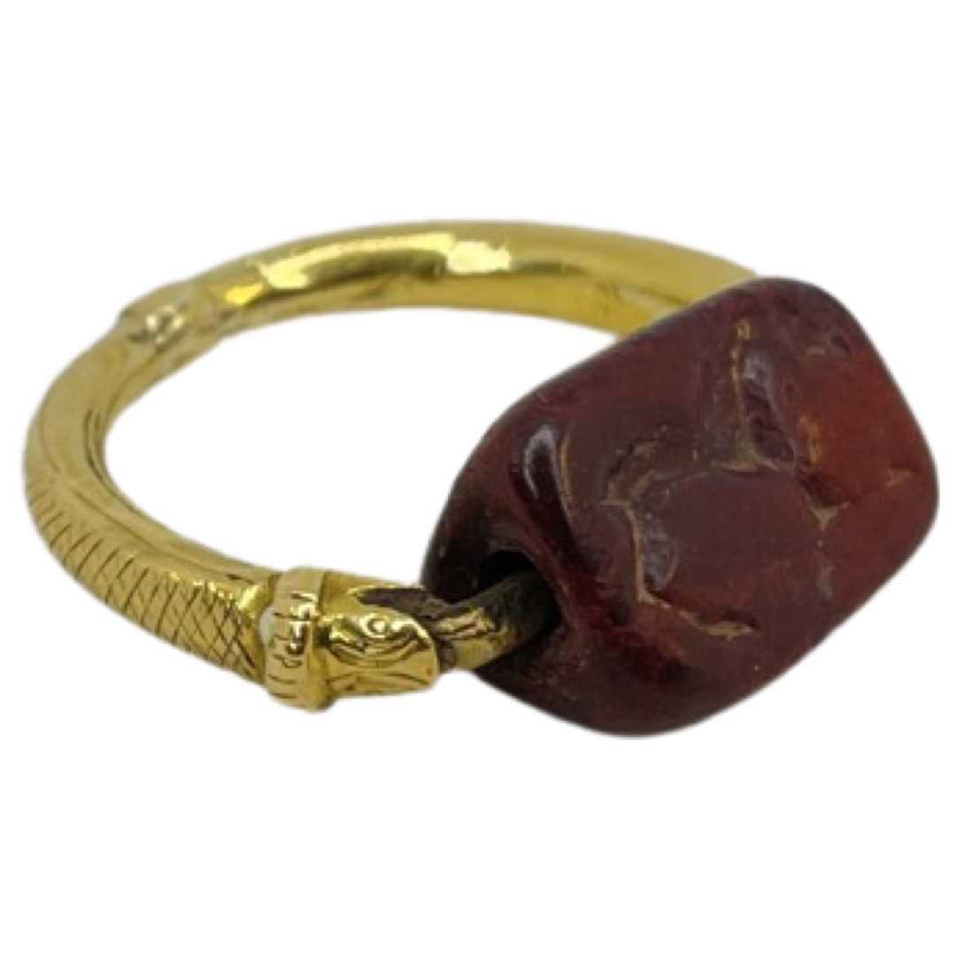 A Fine and Rare Estruscan Gold and Jasper Intaglio Swivel Ring - Image 2 of 5