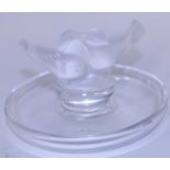 LALIQUE - glass pin dish surmounted by frosted glass love birds, engraved signature