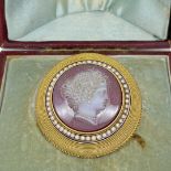 An Antique 15ct gold, Split Pearl and Hardstone Portrait Brooch in Fitted Case