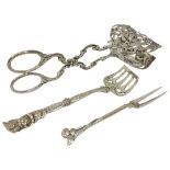 Late 19th Century Naturalistic Pastry Tongs and further items. 113 g. 800 grade.