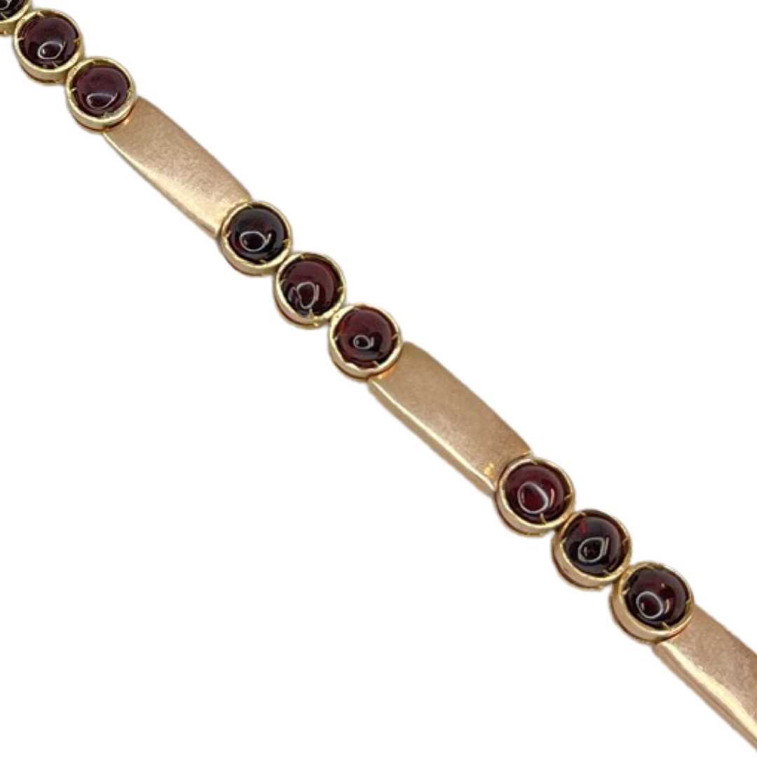 9ct Gold and Garnet Bracelet 15 g - Image 2 of 5