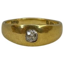 A Victorian Diamond and 18ct Gold Gypsy Ring.