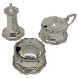 3 Piece Silver Condiment Set. 219 g. Sheffield 1922, Cooper Bros.