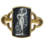 A Victorian Hardstone Cameo and 18ct Gold Dress Ring.