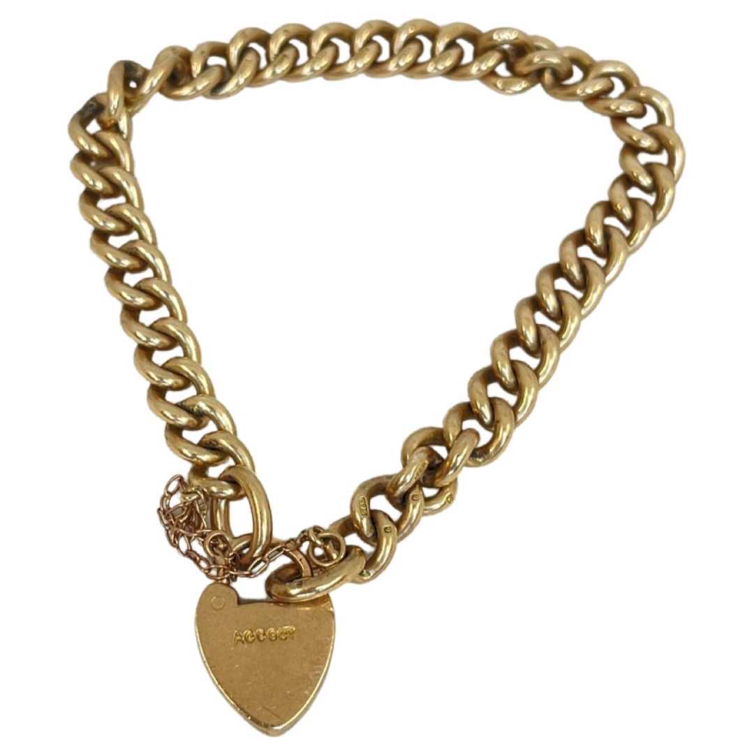 An Antique 9ct Yellow Gold Curbed Link Bracelet. - Image 3 of 3