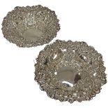Pair of Silver Bonbon Dishes. 205 g. Birmingham 1899, William Hutton and Sons