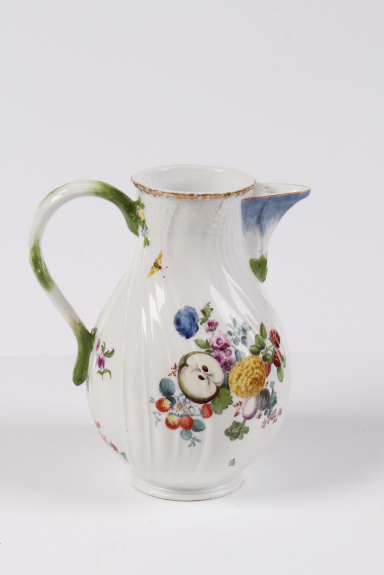 Kaffeekanne. Meissen, 18. Jh. Form Neubrandenstein. Bukett aus Blumen und Früchten. Blaue Sc - Bild 2 aus 4