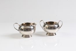 Zucker-Sahne Set. 925 Silber. H: 8 cm. Gew. ca. 278 g.