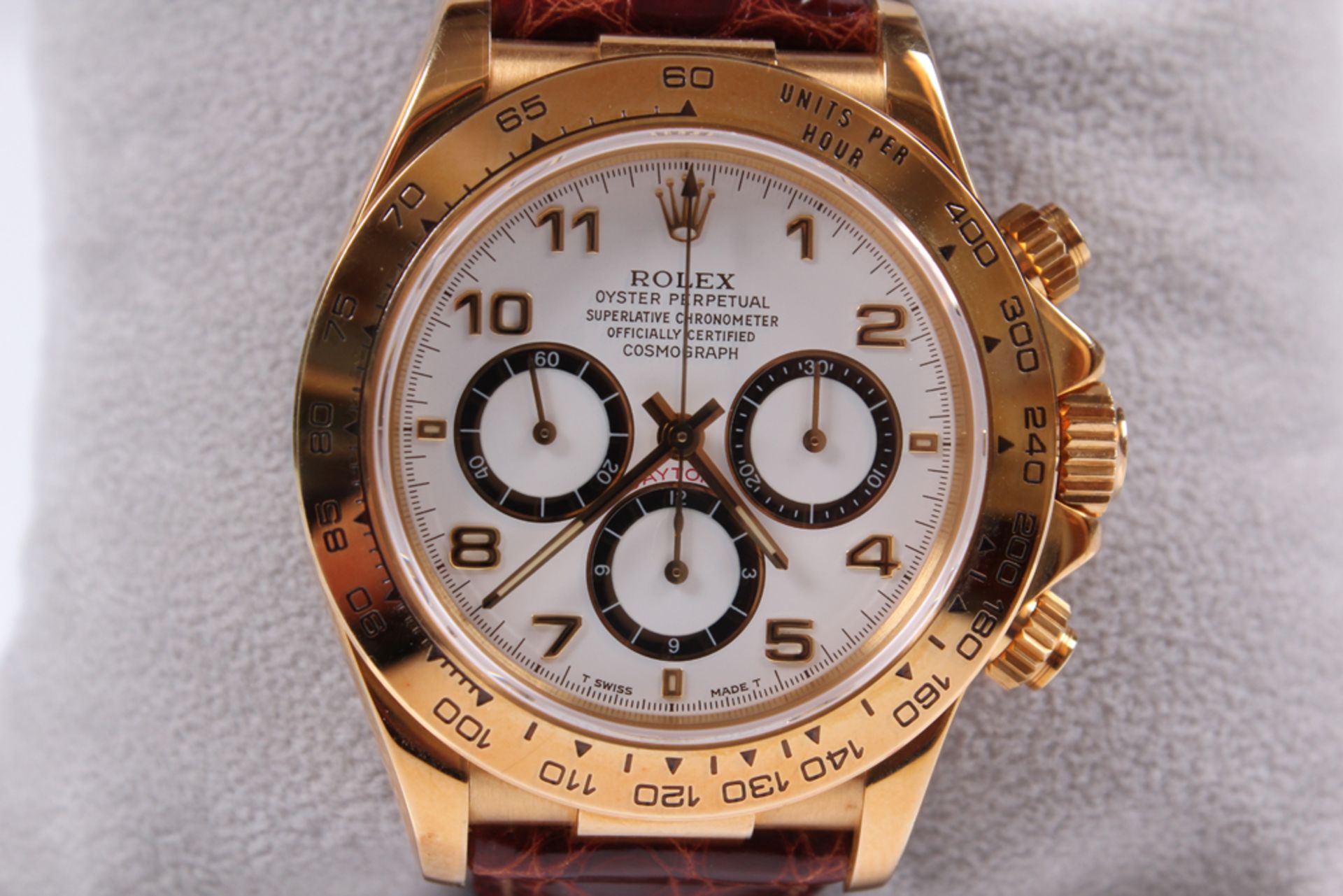 Rolex Armbanduhr. Daytona Oyster. Chronograph. GG, 750, Gew. 121 g. Datum, Wochentag, Zentral - Bild 2 aus 11