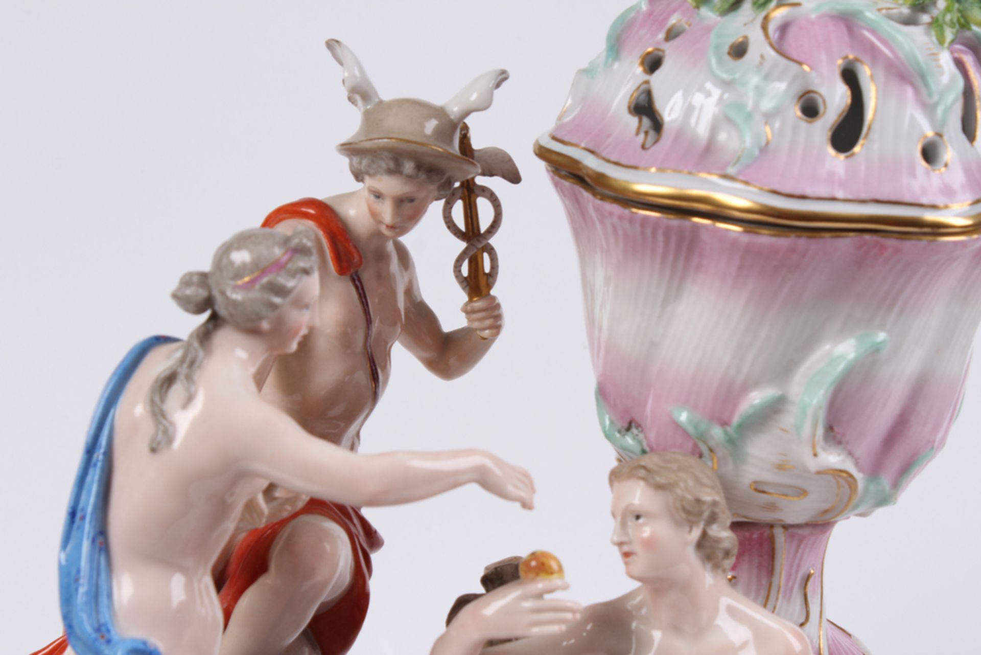 Figurengruppe. Meissen, 19. Jh. Urteil des Paris. Große Figurengruppe mit Hermes, dem trojan - Bild 5 aus 11