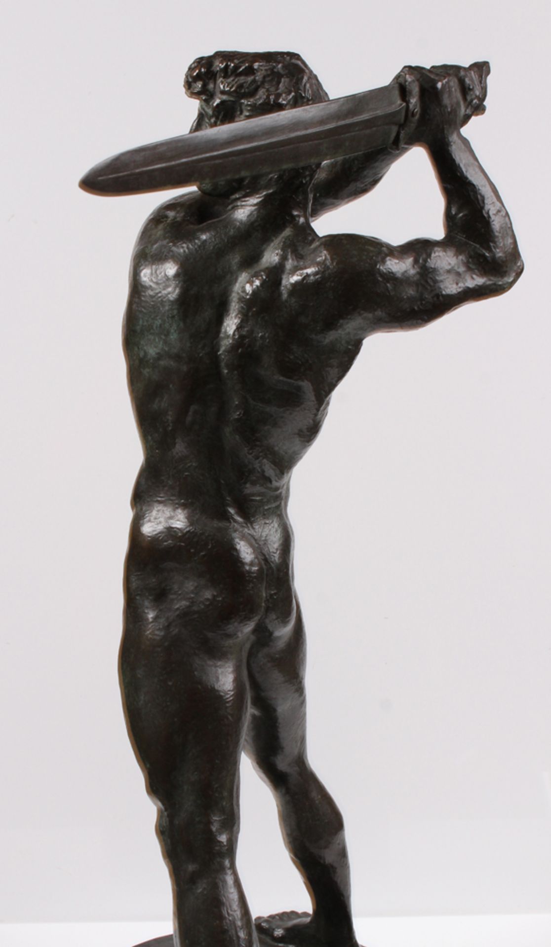 Franz von Stuck. Tettenweis 1863-1928 München. "FEINDE RINGSUM" Bronze, dunkelbraun patinier - Image 2 of 13