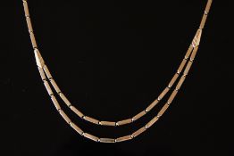 Halskette, GG, 8 K. Längliche