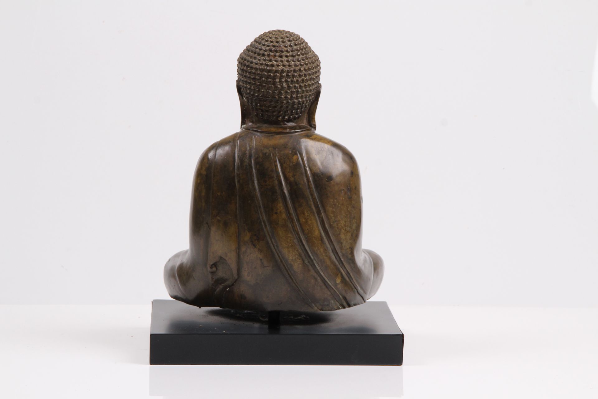 Buddha. Japan, nach 1900. Bronze - Bild 2 aus 3