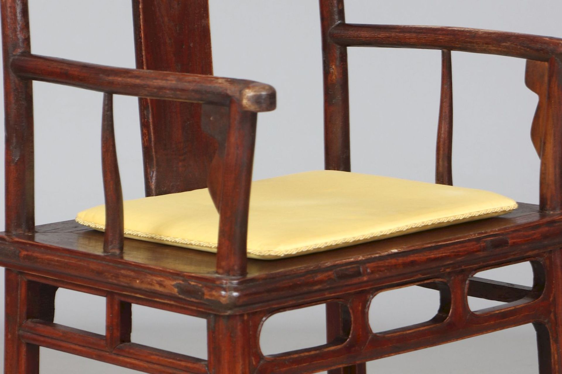 AI WEIWEI (1957 Peking) ¨Fairytale Chair¨ - Bild 4 aus 5