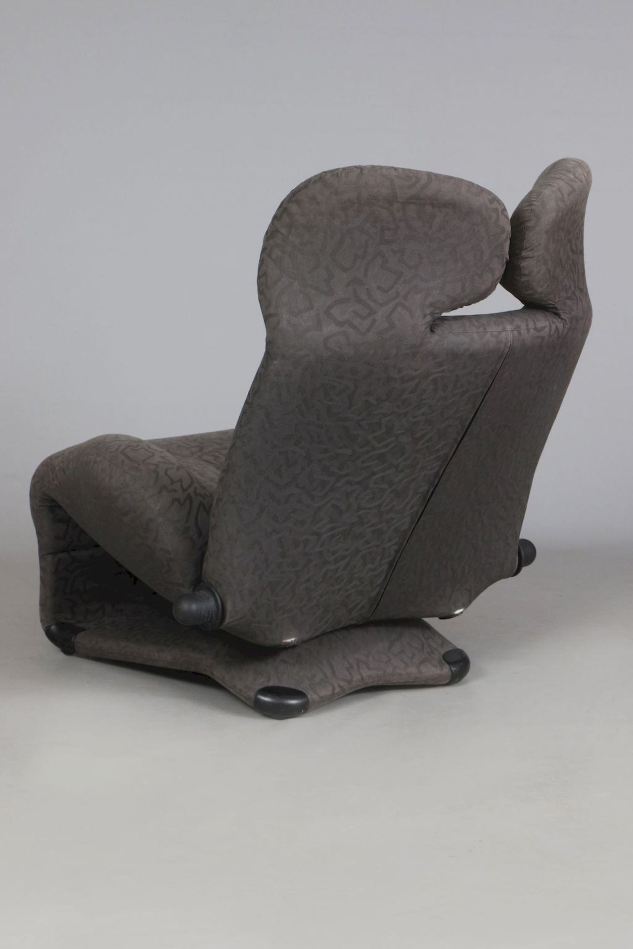 CASSINA Ohrensessel ¨Wink¨ (sogenannter ¨Mickey Mouse Chair¨) - Bild 2 aus 5