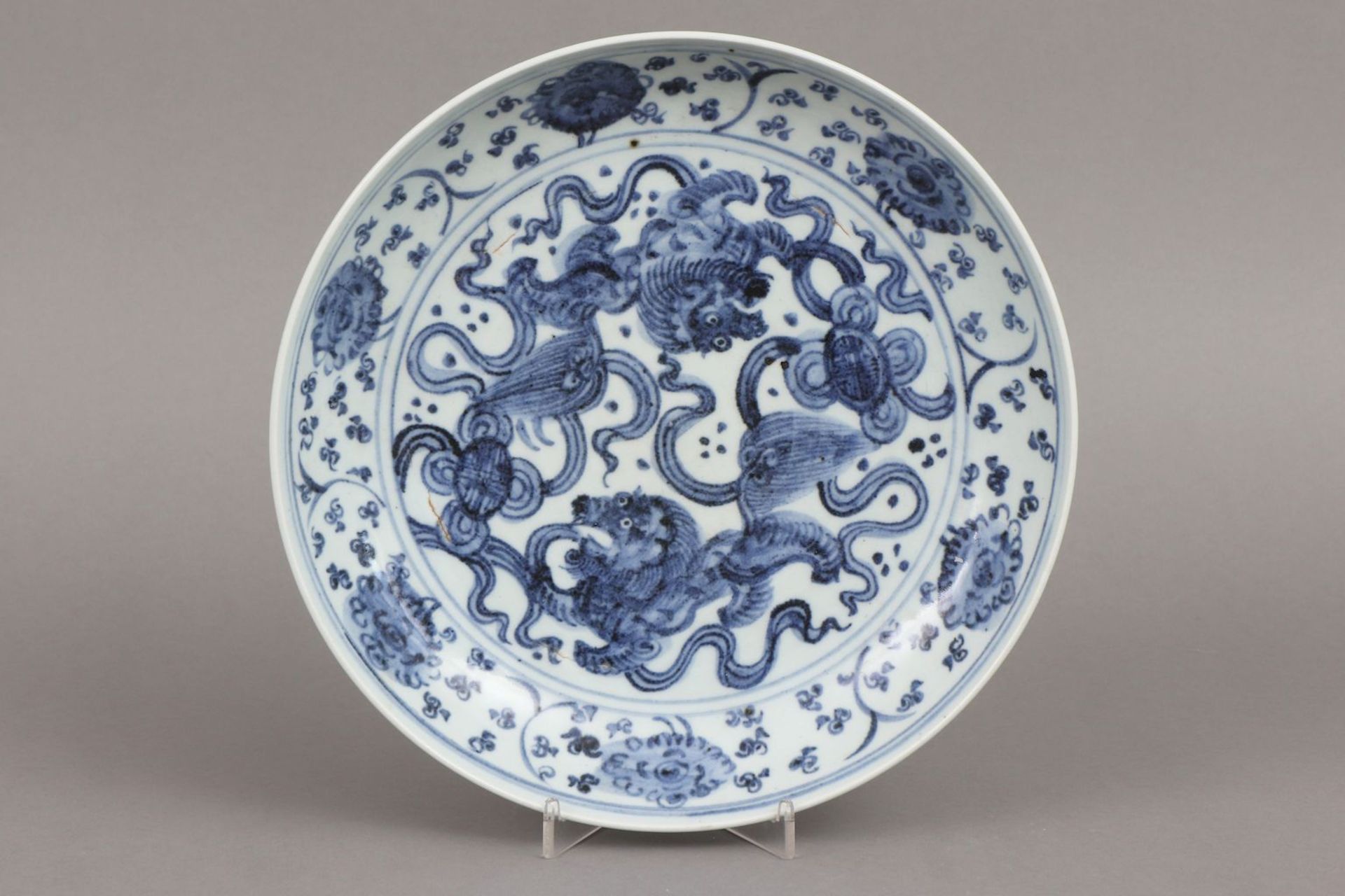 Chinesischer Porzellanteller im Stile Ming - Image 2 of 4