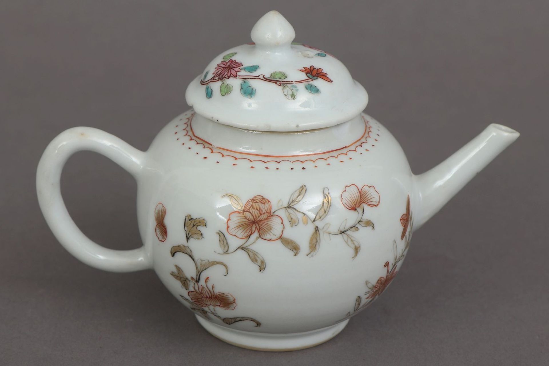 Kleines chinesisches Zeremonial-Teekännchen des 18. Jahrhunderts (Qing Dynastie) - Bild 3 aus 5